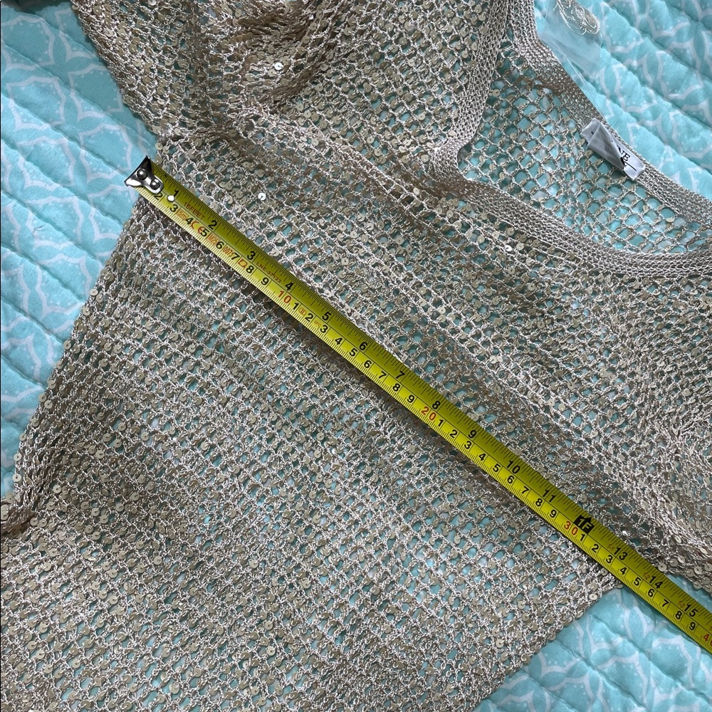 Sheer crochet top with sequins - Picture 4 of 6